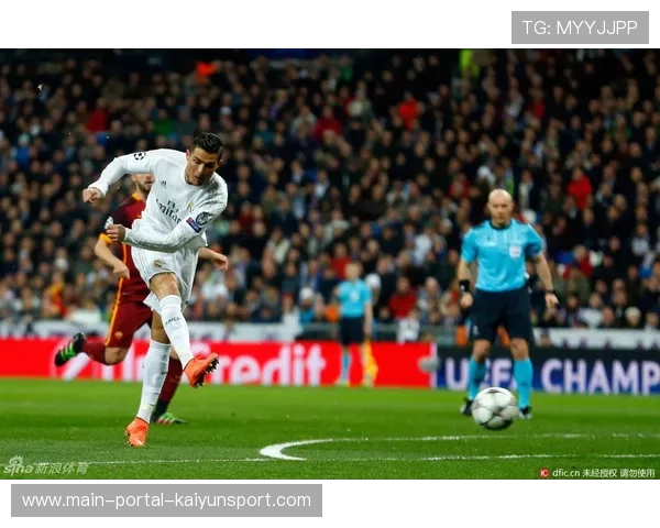 “国米2-0客胜克雷莫纳，劳塔罗头球破门领跑射手榜”